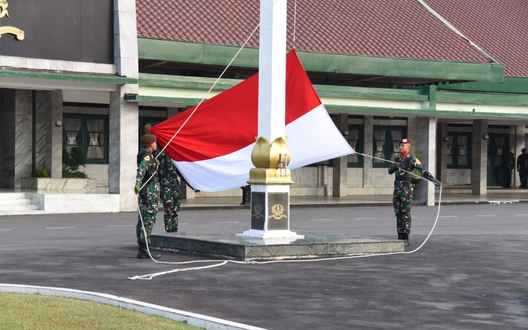 Upacara Bendera Akademi Militer Magelang Minggu Pertama Akademi Militer