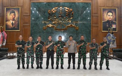 Silaturahmi Pangdam IV/Diponegoro dan Kapolda Jawa Tengah di Akademi Militer Magelang