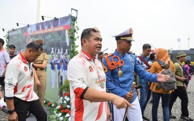 Kasad Kunjungi Stand Akmil TNI AD Fair 2024