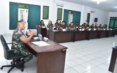 Taklimat Awal Tim Pengawasan Internal Audit Kinerja di Akademi Militer