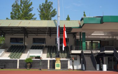 Inspektur Akademi Militer Pimpin Upacara Bendera di Lapangan Sapta Marga