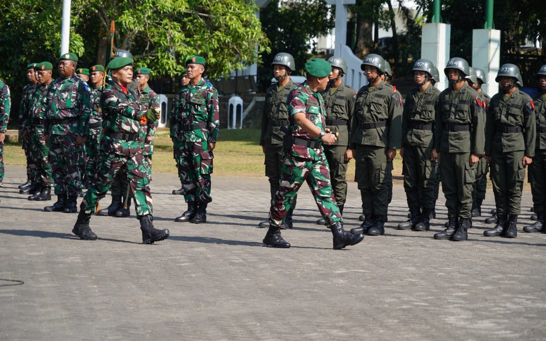 Pembukaan Pendidikan Dasar Militer Mahasiswa Politeknik Siber dan Sandi Negara di Akademi Militer