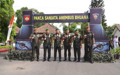 Gubernur Akmil Hadiri Sertijab Komandan Batalyon Armed 3/Naga Pakca