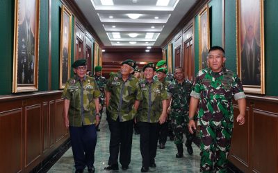 Jejak Inspirasi Alumni “Bes 72” untuk Akademi Militer