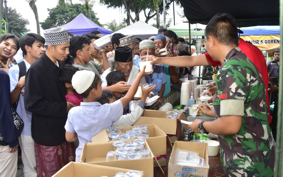 Jumat Berkah Wujud Kepedulian Akmil Untuk Warga Magelang